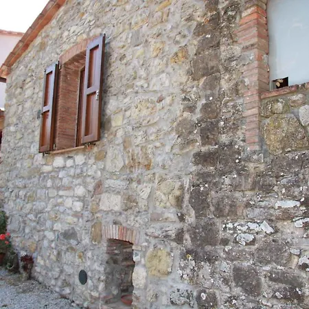 Apartment In Montieri/toskana 34273